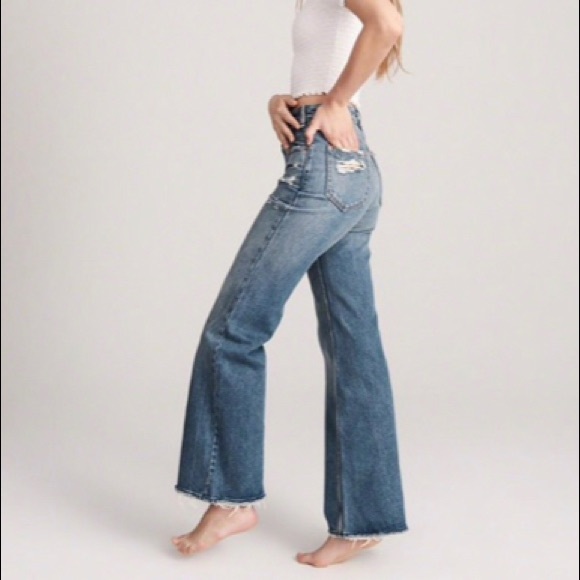 Abercrombie and Fitch Annie High rise wide leg - Picture 1 of 4